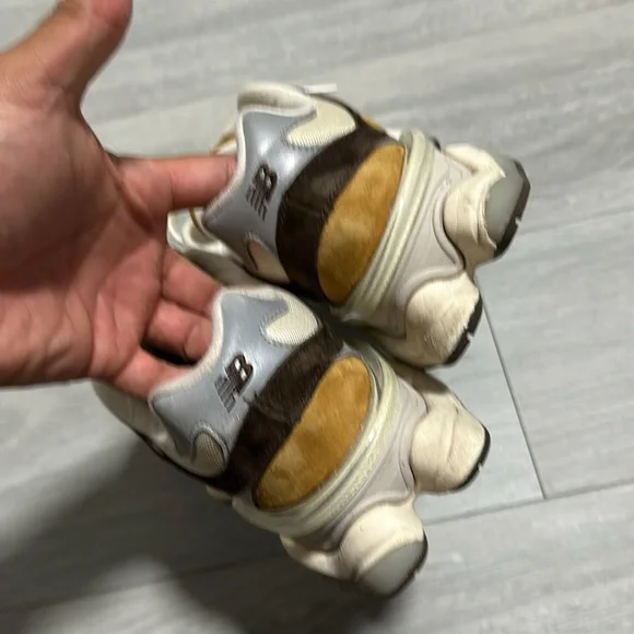 New Balance 9060 “Work Wear” - Picture 5 of 6